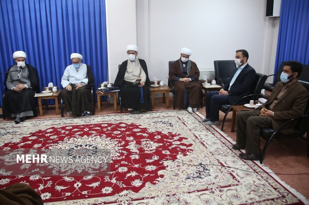 دیدار حجت الاسلام قمی با آیت الله لائینی