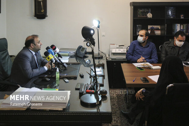 گفتگوی سرپرست سفارت افغانستان پیرامون نشست سیاسیون با طالبان