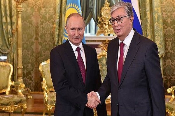 رئیس جمهور قزاقستان و «ولادیمیر پوتین» گفتگوکردند