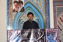 وحدت بین مذاهب یکی از برکات انقلاب اسلامی ایران است
