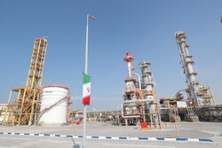 مبيعات النفط الايراني نمت 40 بالمئة