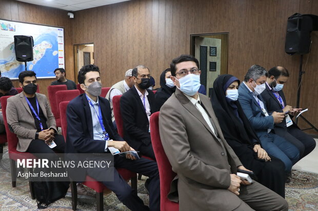 نشست خبری رئیس‌جمهور در پایان سفر به هرمزگان 17