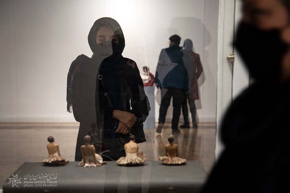 «عبور»؛ نمایشگاه سالانه انجمن هنرمندان سفالگر ایران افتتاح شد