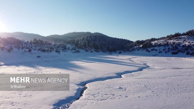 مناظر زیبای زمستانی در دریاچه آبانت