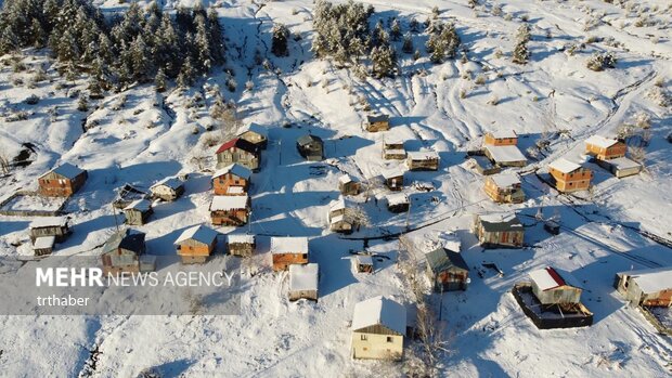 مناظر زیبای زمستانی در دریاچه آبانت