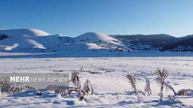 مناظر زیبای زمستانی در دریاچه آبانت