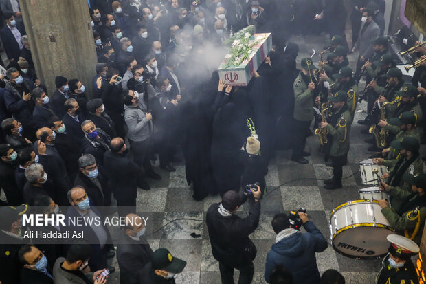 Bodies of 2 Holy Defense martyrs buried in interior ministry
