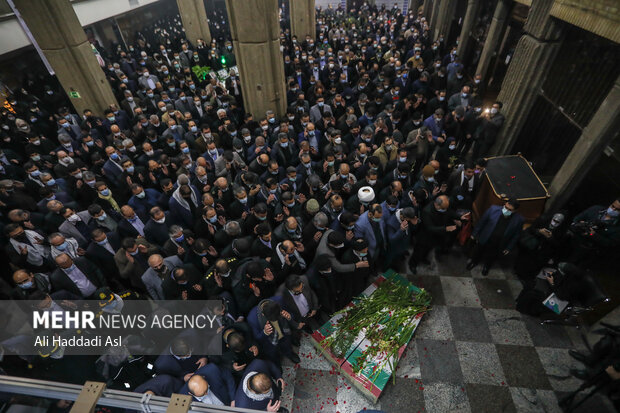 Bodies of 2 Holy Defense martyrs buried in interior ministry
