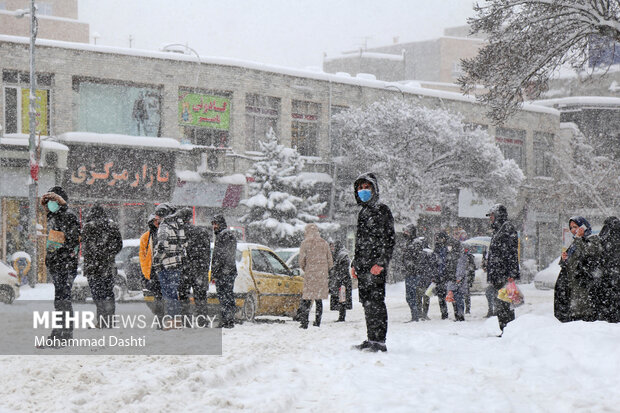 Heavy snow, blizzard in Ardabil prov.
