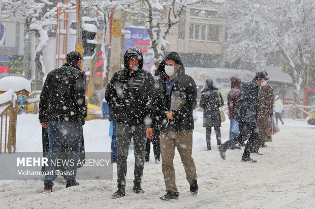 Heavy snow, blizzard in Ardabil prov.
