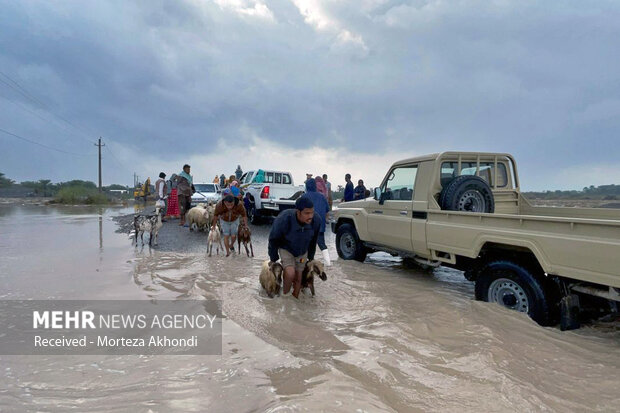 وضعیت اضطراری در هرمزگان/ برخی روستاها درپی بارش باران تخلیه شدند