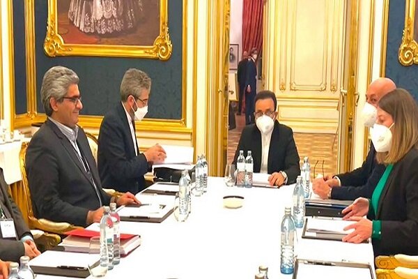 Bagheri Kani holds meeting with EU, E3 envoys in Vienna