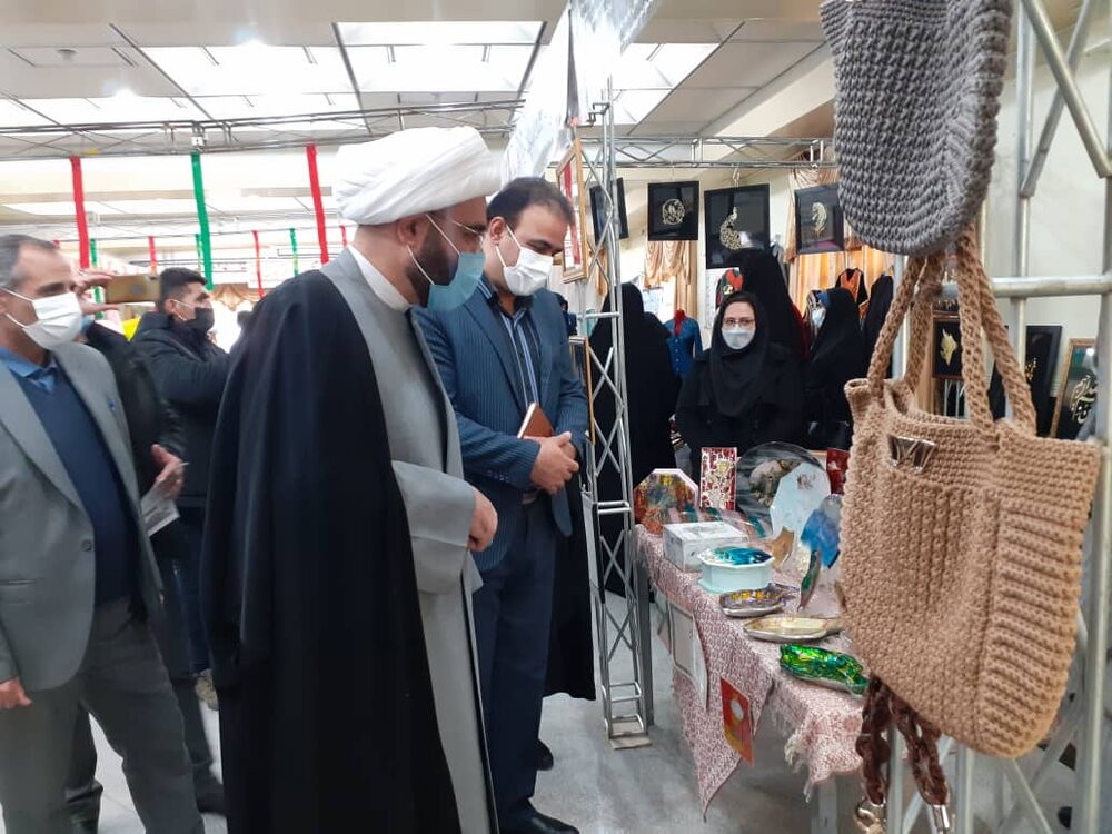 برپایی نمایشگاه «بانوی ایرانی اسلامی» در تبلیغات اسلامی لرستان