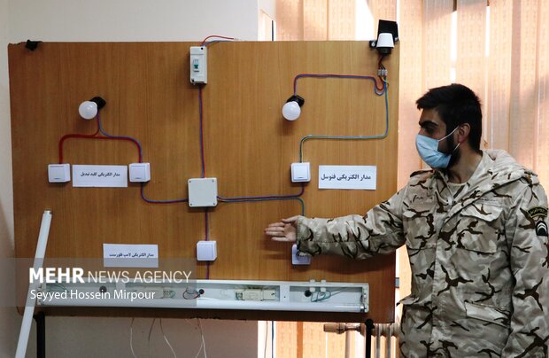سربازان ماهر استان بوشهر تسهیلات شغلی می‌گیرند