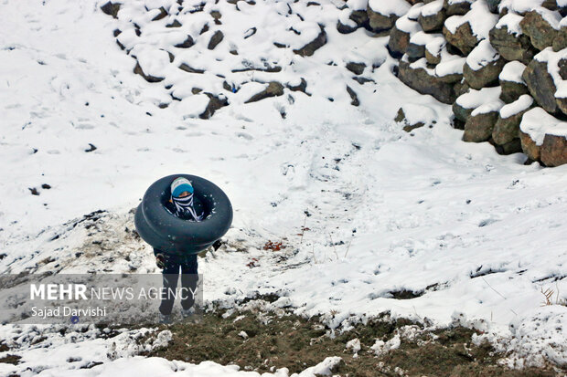 Snowfall in Lorestan