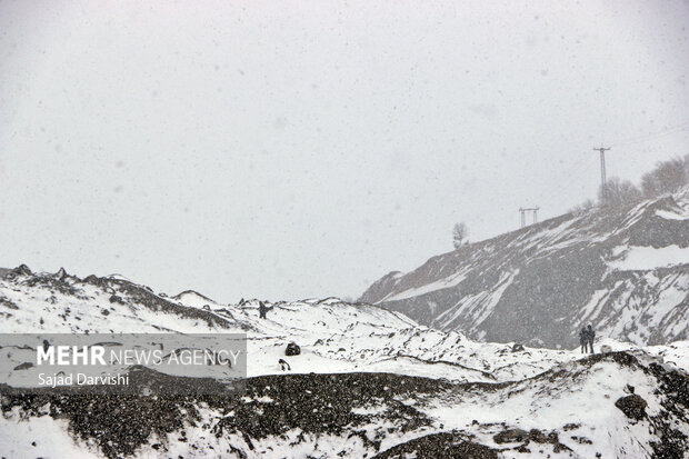 Snowfall in Lorestan