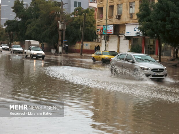 تداوم بارش‌های پراکنده در غرب اصفهان تا اواسط آخرین هفته سال