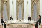 Raeisi, Putin meeting kicks off in Kremlin