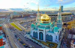 دولت روسیه ارتباط خوبی با مسلمانان دارد/ در فروشگاه‌های بزرگ و کوچک روسیه، بخش حلال وجود دارد