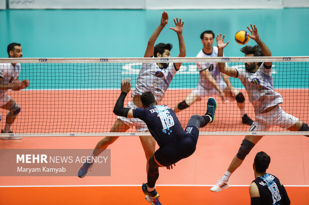 Peykan Tehran vs Gonbad Municipality volleyball league
