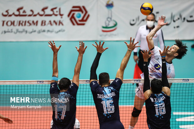 Peykan Tehran vs Gonbad Municipality volleyball league
