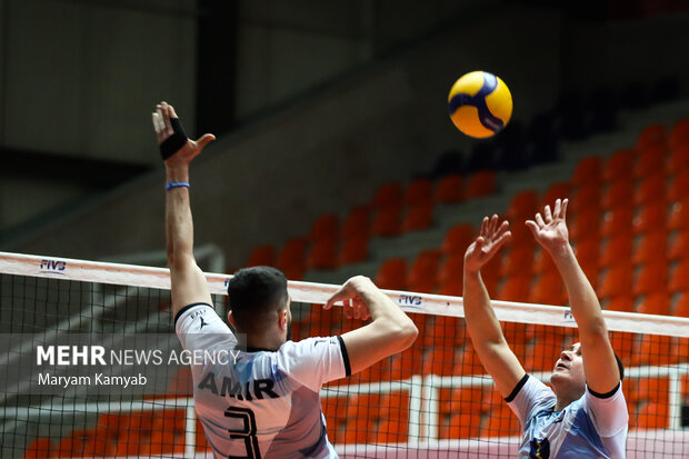 Peykan Tehran vs Gonbad Municipality volleyball league
