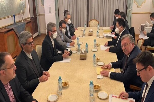 Bagheri meets with Russian, Chinese negotiators in Vienna