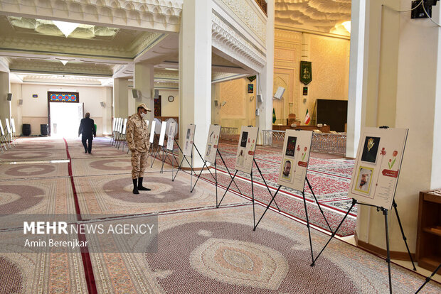 نمایشگاه «ظالین» با موضوع قربانیان ترور در شیراز