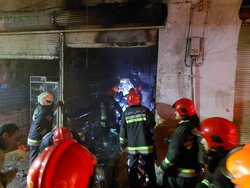 آتش سوزی در بازار کفاش‌های اصفهان در میدان نقش جهان