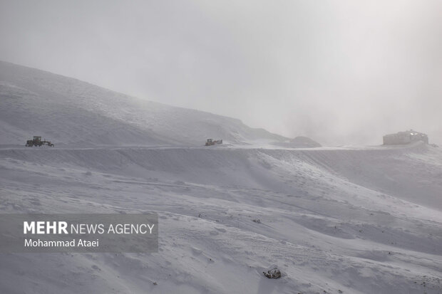 Gülistan eyaletinin karlı manzarasından fotoğraflar