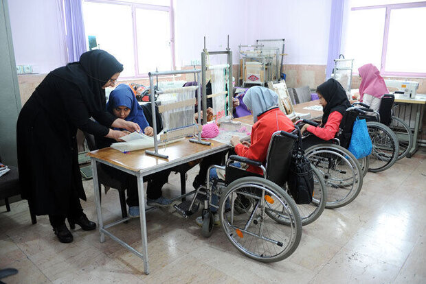 نمایشگاه توانمندی‌های معلولان در زنجان آغاز به کار کرد