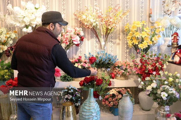 گرمی بازار گل مشهد در آستانه روز مادر