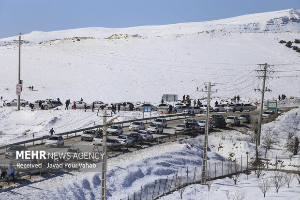 Snow tubing in Fars, Qazvin provinces