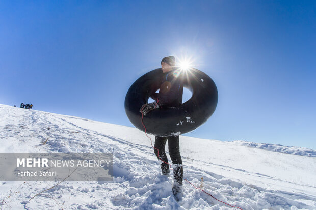 Snow tubing in Fars, Qazvin provinces