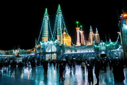 Birth anniversary of Hazrat Zahra (PBUH) celebrated in Qom