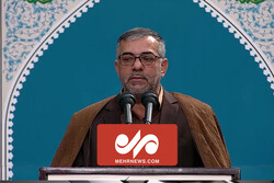 مدیحه‌ سرائی محمدرضا آتش‌بار در دیدار با رهبر انقلاب