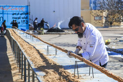 پخت  ۱۳۵ متر کباب به مناسبت میلاد حضرت زهرا(س) در بجنورد