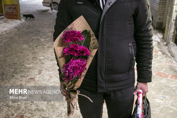 People in Tabriz celebrating Mothers' Day 