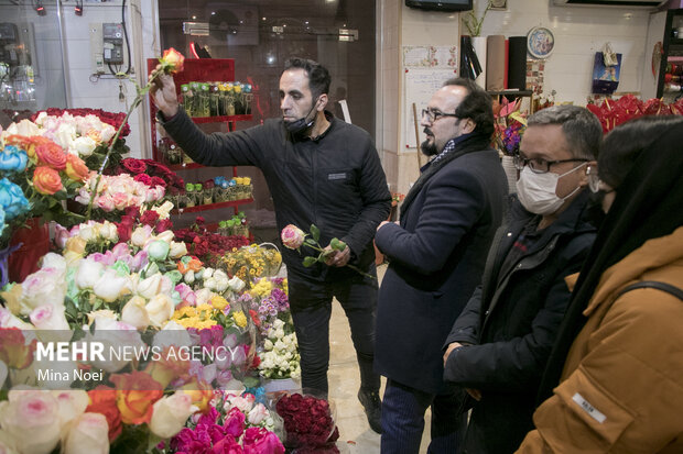 People in Tabriz celebrating Mothers' Day 