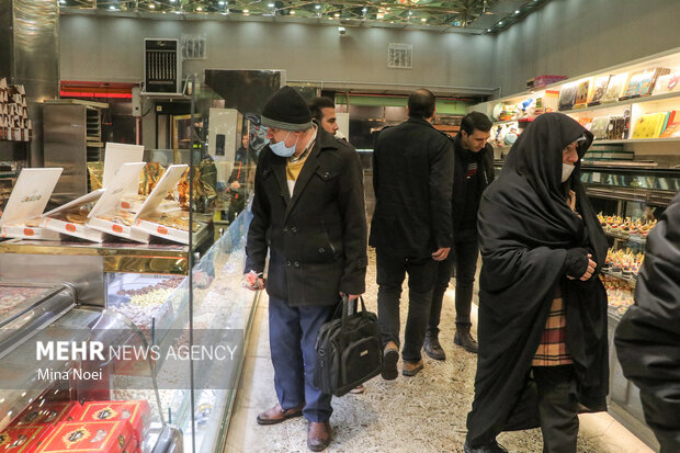 People in Tabriz celebrating Mothers' Day 