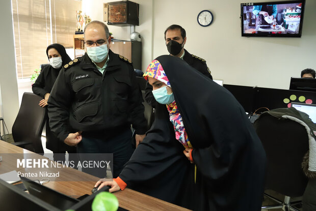 علی ولی پور گودرزی رئیس پلیس امنیت اقتصادی تهران بزرگ در حال بازدید از خبرگزاری مهر است