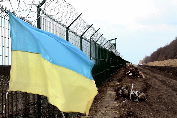 غرب از اوکراین سوءاستفاده می کند