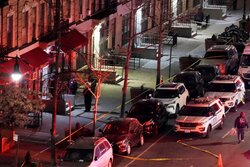 نیویارک میں ایک شخص نے فائرنگ کرکے 10 افراد کو ہلاک کردیا