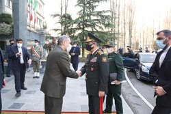 İran ve Azerbaycan savunma bakanları görüştü