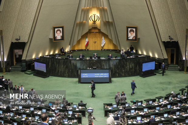 İran Meclisi’nde Kapalı Viyana Müzakereleri Oturumu
