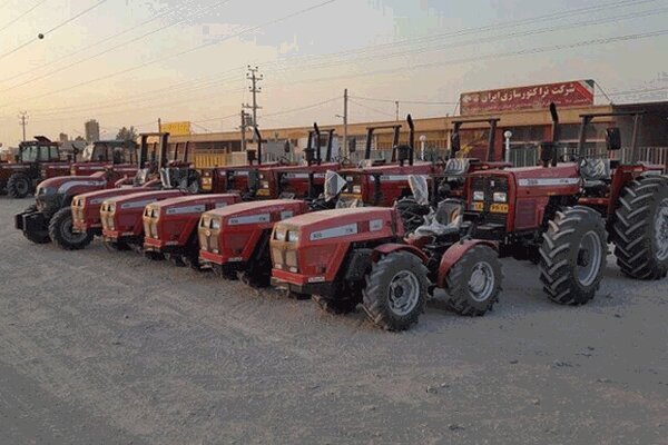 خوزستان به بیش از ۵۰ هزار تراکتور نیاز دارد 
