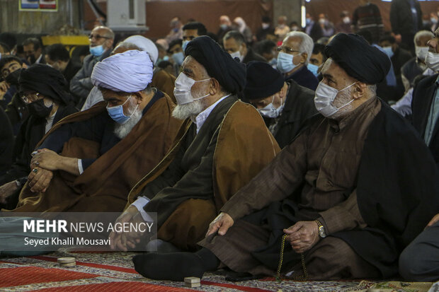 راهپیمایی نمازگزاران اهوازی در اعتراض به جنایات ائتلاف سعودی‌ در یمن