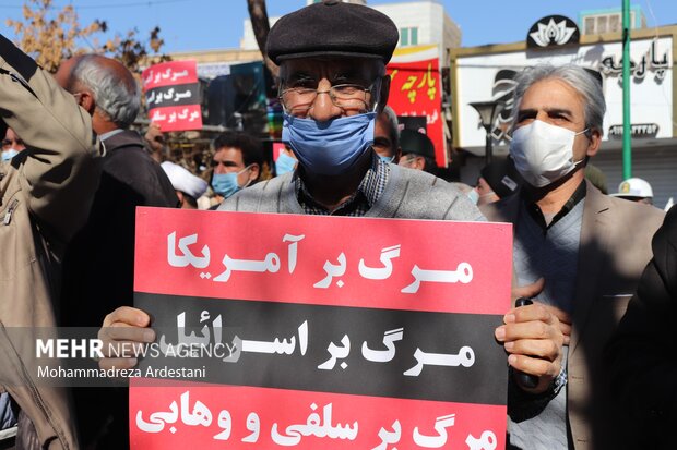 راهپیمایی حمایت از مردم مظلوم یمن در ورامین