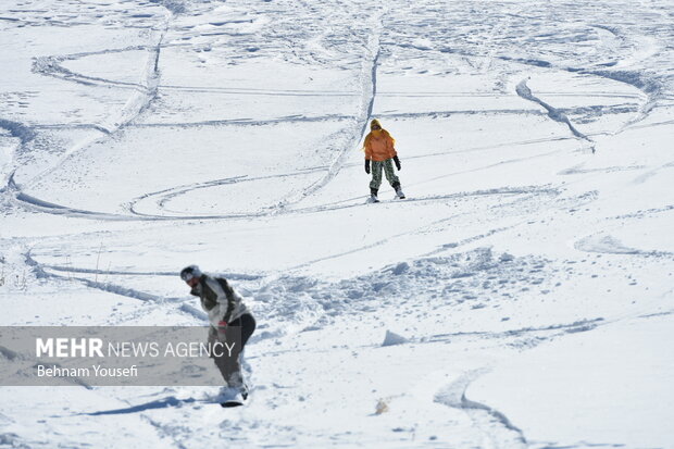پیست اسکی«شهدای سربند» شازند