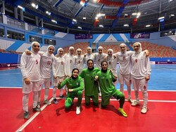منتخب فتيات ايران لكرة الصالة يتوّج ببطولة كأس "كافا-2022" الدولية